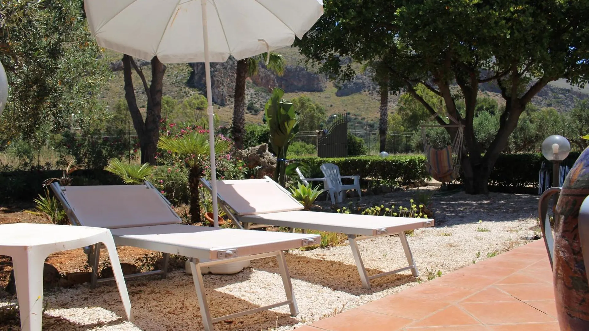 Villa Mediterraneo Castelluzzo 0*,  Italia